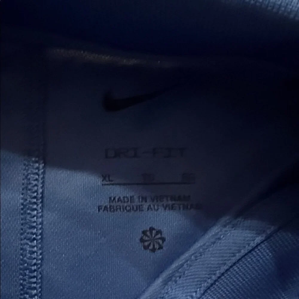 NWT Nike Women's Royal Blue Golf Polo - Athletic Wear - Golf Pro - Size XL - Picture 3 of 5